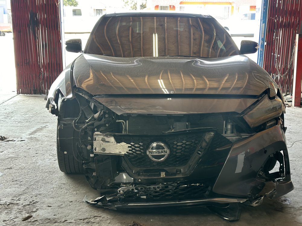 Nissan Altima Body Collision Before